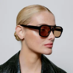 A. Kjærbede solbriller - Kaya black