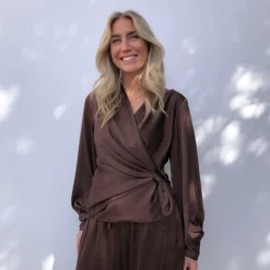 Karmamia Copenhagen bluse - Ines semi rich brown