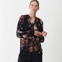 Karmamia Copenhagen skjorte - Amelia scarlett flower