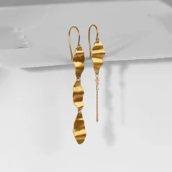 Stine A ørering - 1402 Cleo With Chain guldbelagt